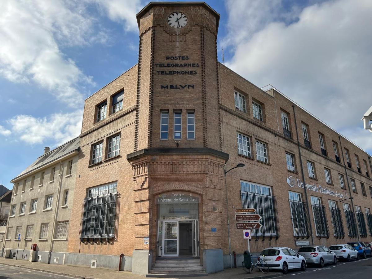Ferienwohnung Le Rene Pouteau Melun Exterior foto