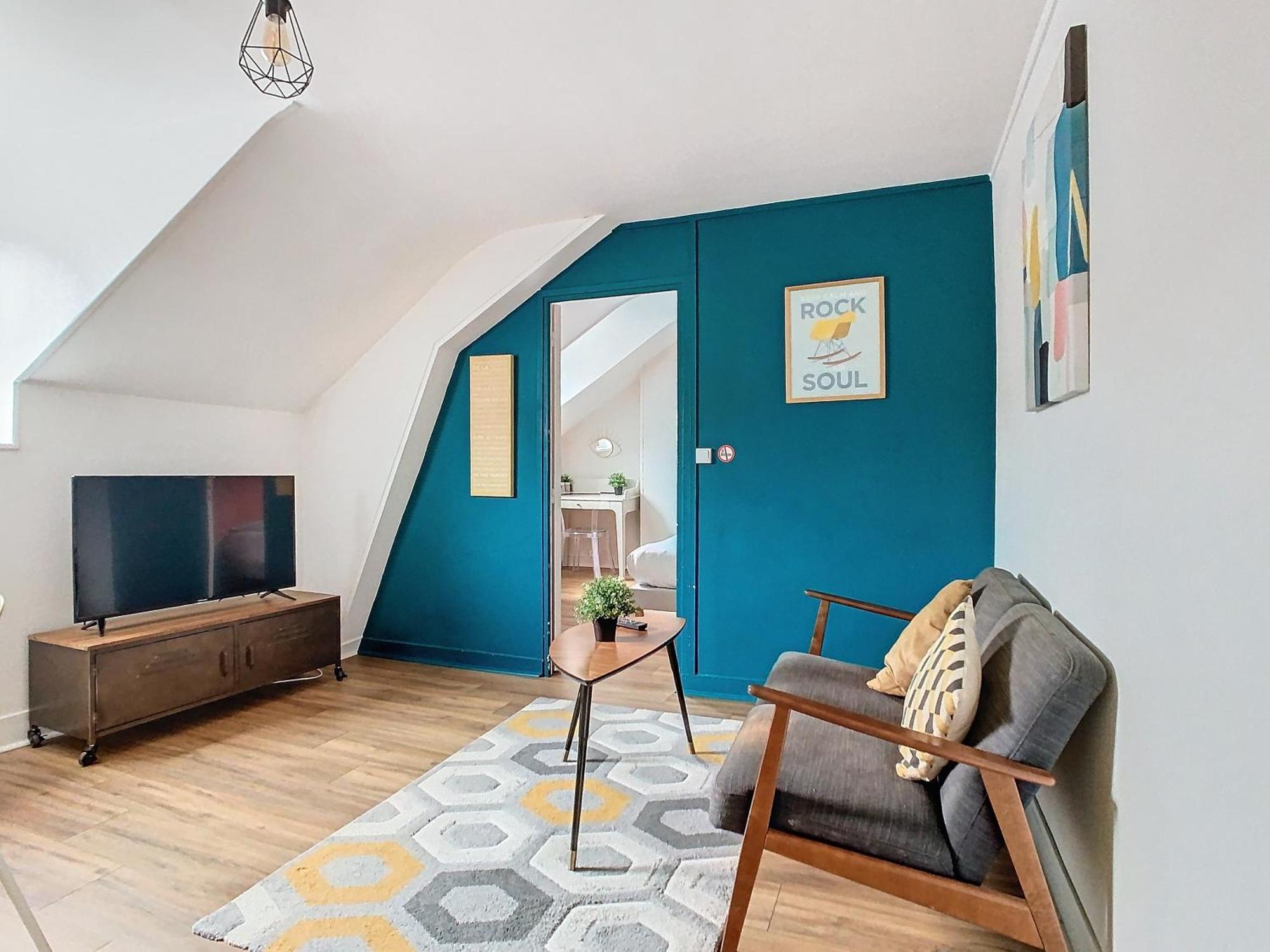 Ferienwohnung Le Rene Pouteau Melun Exterior foto
